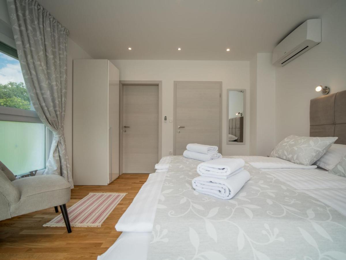 Holiday Home Andela By Interhome Dobrinj Exterior foto